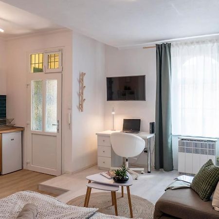 Edna Studio With Balcony بودابست المظهر الخارجي الصورة